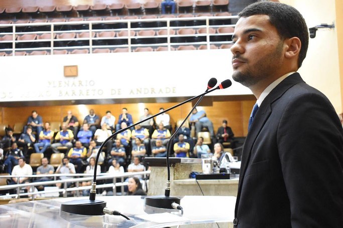 Série C: Presidente do Confiança homenageia pai após acesso: ‘Era o sonho dele’