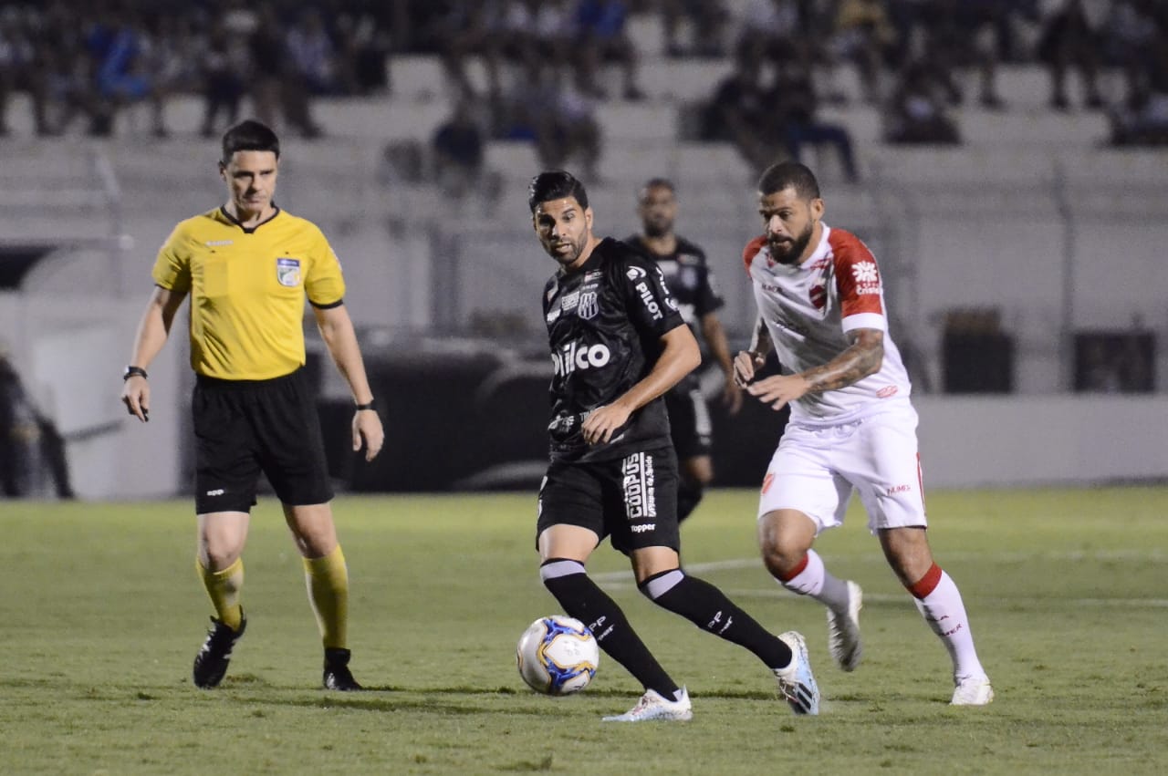 Ponte Preta 0 x 1 Vila Nova – Derrota no aniversário do Majestoso e G4 longe…