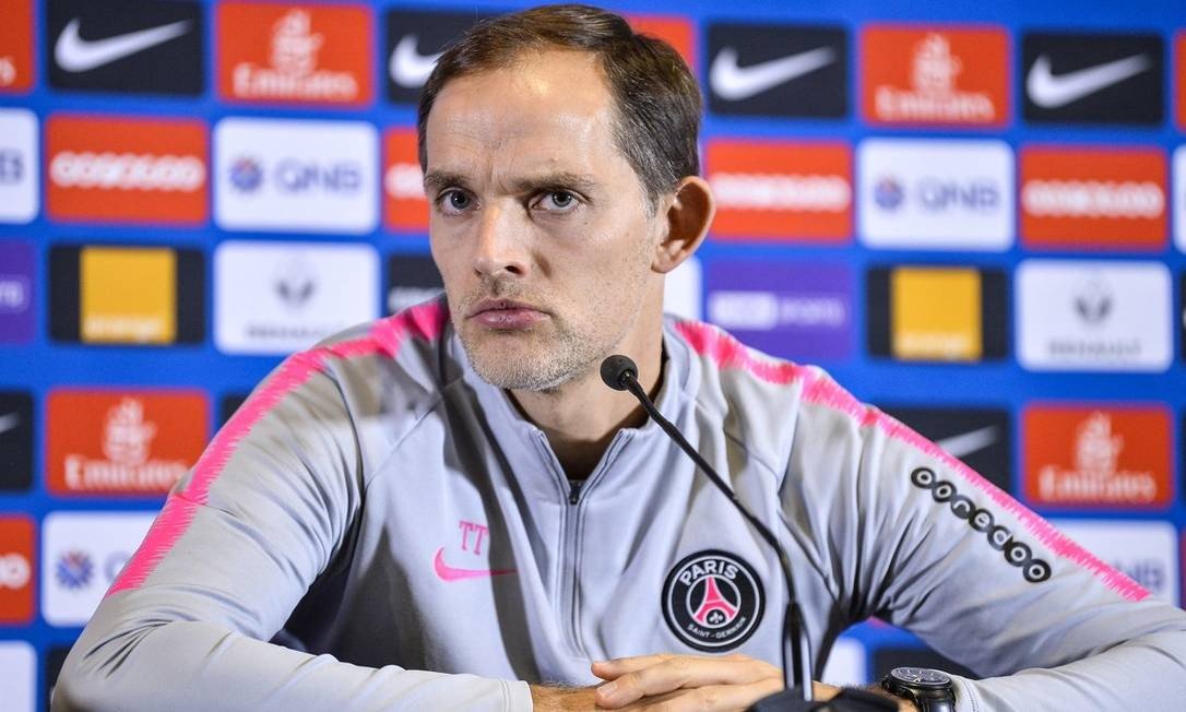 Técnico do PSG confirma o retorno de Neymar ao time neste sábado pelo Francês