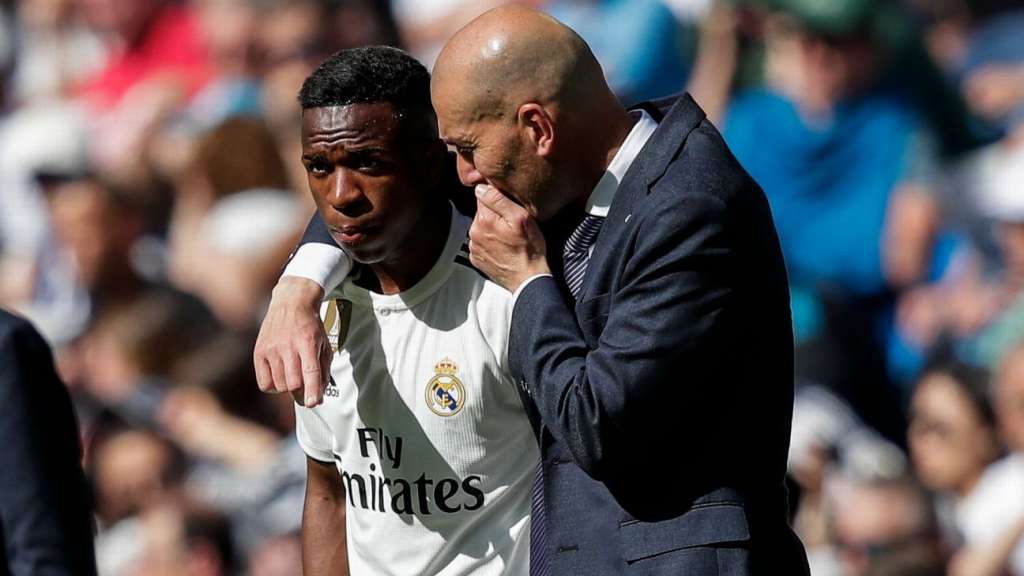 Zidane reafirma confiança no futebol de Vinícius Júnior no Real Madrid