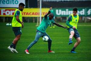 ​Ainda sem técnico, Chape busca reação em duelo contra o Vasco