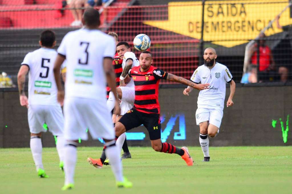 Sport e Figueirense se enfrentam por objetivos diferentes em Florianópolis (Foto: Anderson Stevens/Sport)
