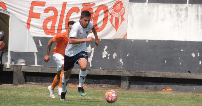 São Bernardo deixou Atibaia pra trás