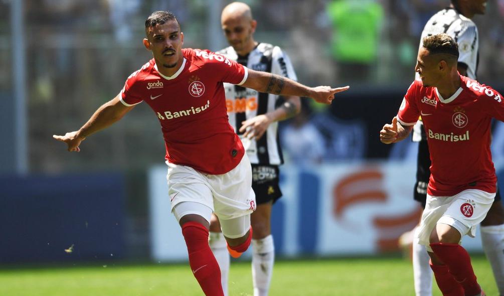 Autor de dois gols, William Pottker elogia reservas do Inter: ‘Representaram a camisa’