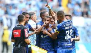 Melhor do Grêmio contra o Goiás, Jean Pyerre diz: “Foi o gol mais bonito no profissional”