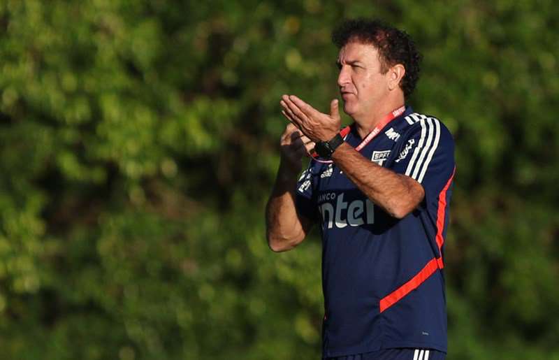 ‘Empates em casa nos tiram uma chance enorme de brigar lá na frente’, diz Cuca