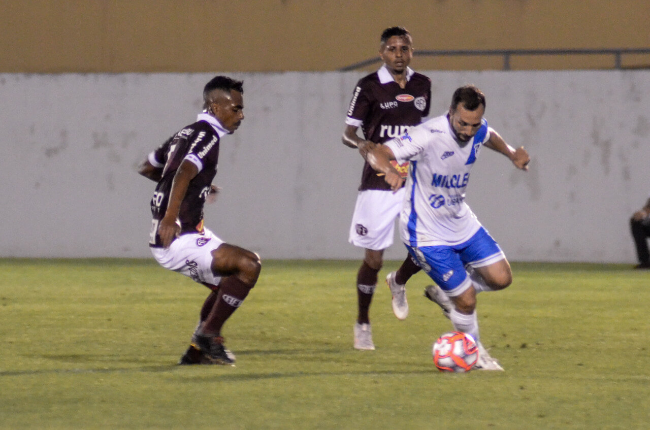 Copa Paulista: Técnico da Ferroviária exalta 1ª vitória e já foca em maratona decisiva
