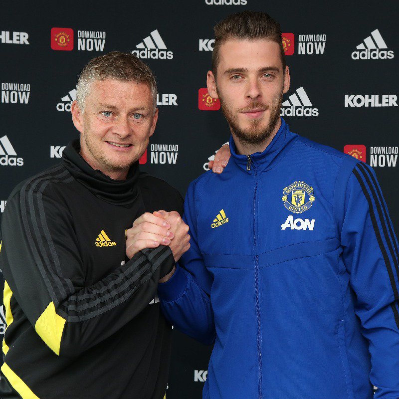 Inglês: De Gea renova contrato e se torna atleta mais bem pago do Manchester United