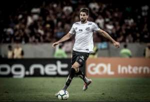 Após estrear no Rio, Luan Peres aposta na melhora da fase do Santos no Brasileiro
