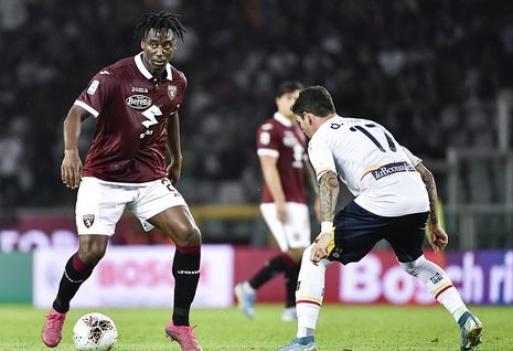 ITALIANO: Com gol de brasileiro, Lecce bate Torino e deixa zona de rebaixamento