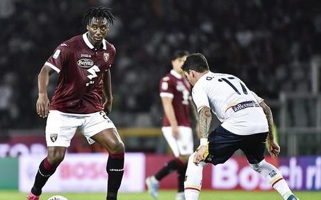 ITALIANO: Com gol de brasileiro, Lecce bate Torino e deixa zona de rebaixamento