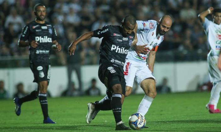 Ponte saiu na frente, mas levou virada. Foto: José Tramontin