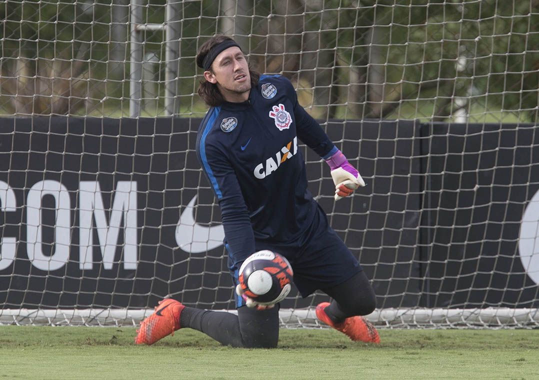 Após falha, Cássio tentará se redimir pelo Corinthians na Copa Sul-Americana
