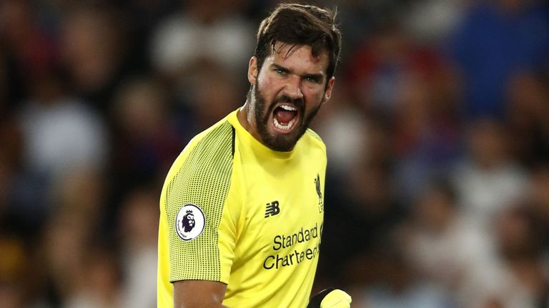 ‘Somos os campeões e estamos muito motivados’, diz Alisson no Liverpool