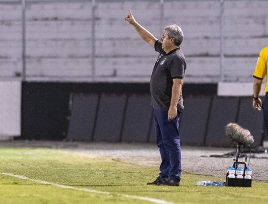 Série B: Gilson Kleina condena falta de concentração e cobra reação imediata da Ponte