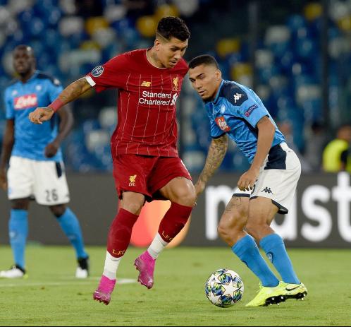 O brasileiro, Roberto Firmino, jogou na partida de estreia do Liverpool. (Foto: Divulgação/Liverpool)