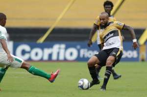 Série B: Criciúma aposta em experiência do elenco para fugir da crise