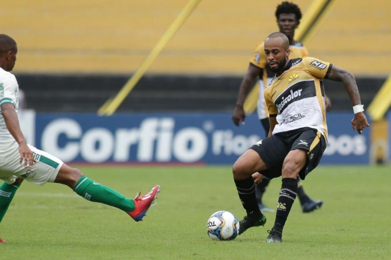 Série B: Criciúma aposta em experiência do elenco para fugir da crise