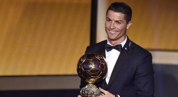 CR7 quer mais Bolas de Ouro para ficar na frente de Messi: ‘Mereço’