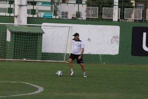 Após saída, Eutrópio passa a limpo 