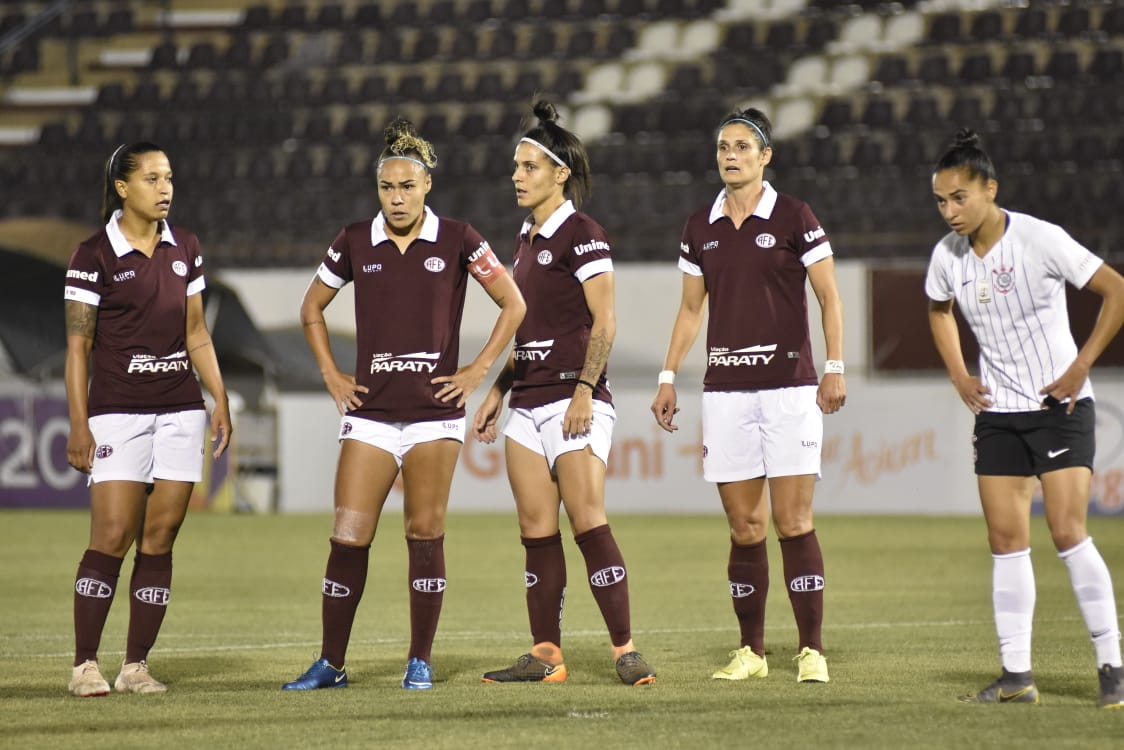 PAULISTA FEMININO: Corinthians goleia Ferroviária e fica muito perto de mais uma final
