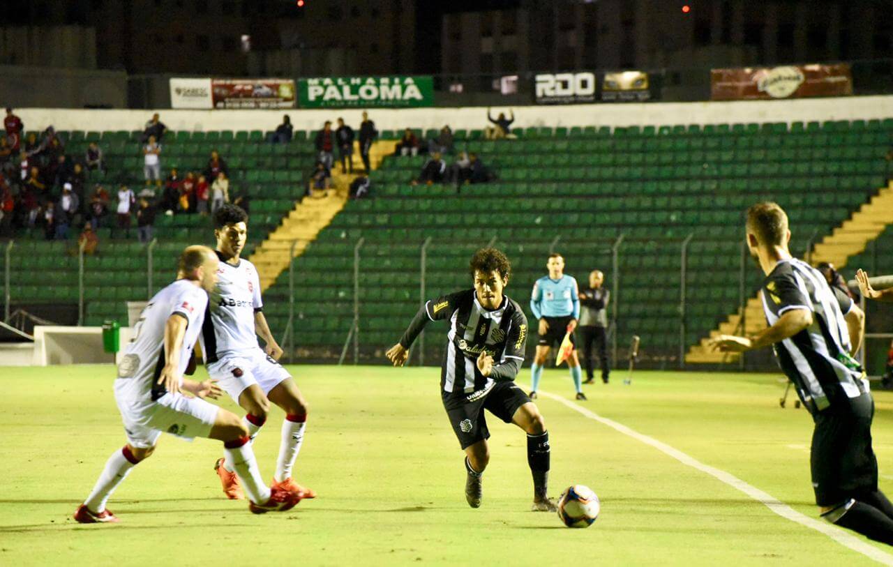 Brasil de Pelotas x Figueirense – Figueira tenta ver luz no fim do túnel