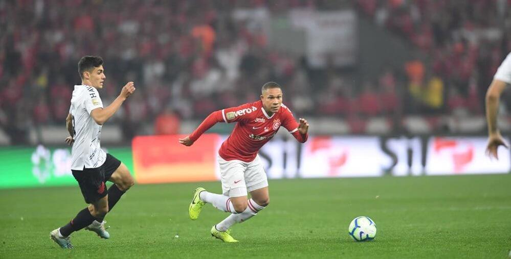 Dirigentes do Inter garantem permanência de Hellmann e miram título brasileiro