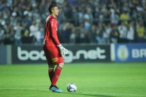 Série B: Com moral na CBF, goleiro da Ponte Preta espera nova convocação na Seleção