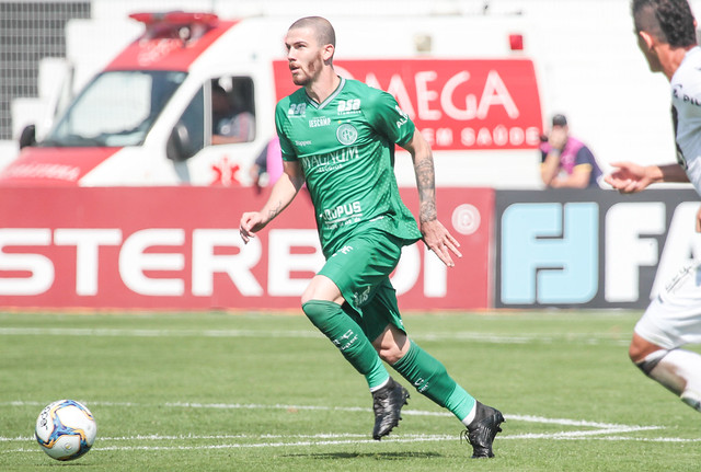 Com Luiz Gustavo, defesa do Guarani apresenta evolução na Série B - Letícia Martins / Guarani FC