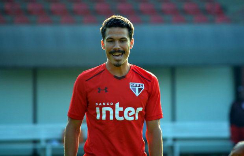 Profeta evita pensar em briga por título, mas vê São Paulo com força