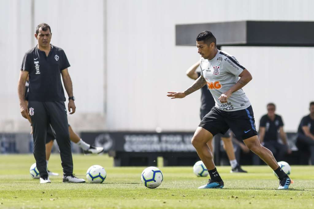 Setor defensivo não deve sofrer alterações para o duelo frente o Bahia - Rodrigo Gazzanel / Ag. Corinthians
