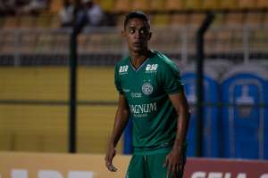 Série B: Sem espaço, meia cedido pelo Fluminense completa um mês sem jogar no Guarani