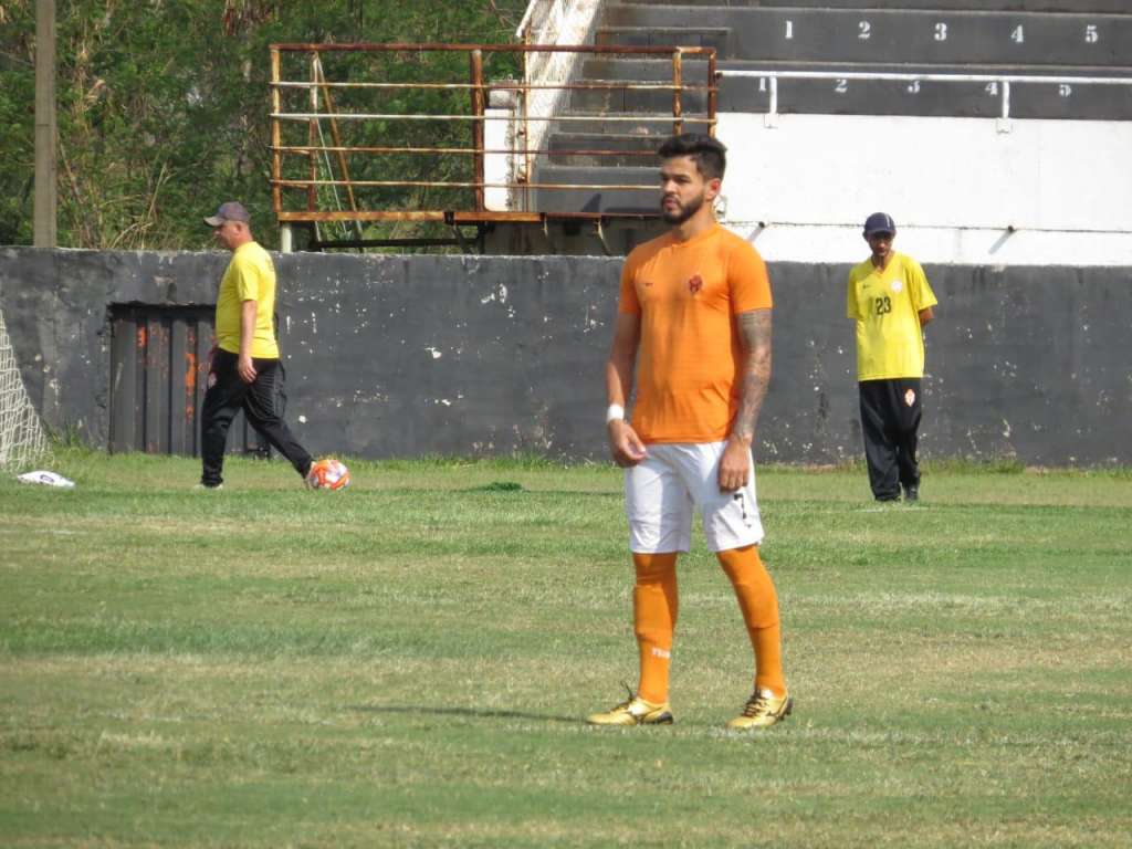 Patrick vem se destacando com a camisa do Atibaia