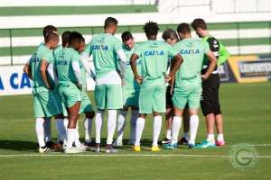 Sem Rafael Moura, Goiás tenta quebrar série negativa contra Fluminense