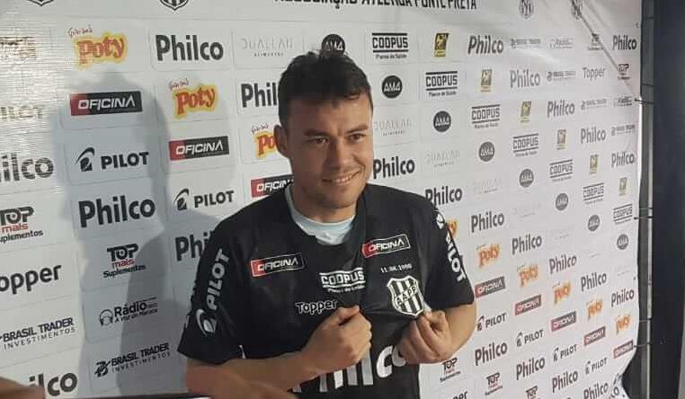 Série B: Camisa 10 é apresentado e se coloca à disposição para estrear na Ponte Preta