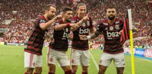 Flamengo joga para garantir topo isolado e por recorde histórico no Mineirão