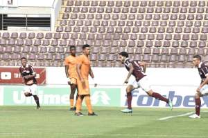 Ferroviária 2 x 1 Atibaia - Locomotiva se mantém viva na Copa Paulista