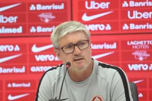 Técnico do Inter ressalta dificuldade de vencer após perder final da Copa do Brasil