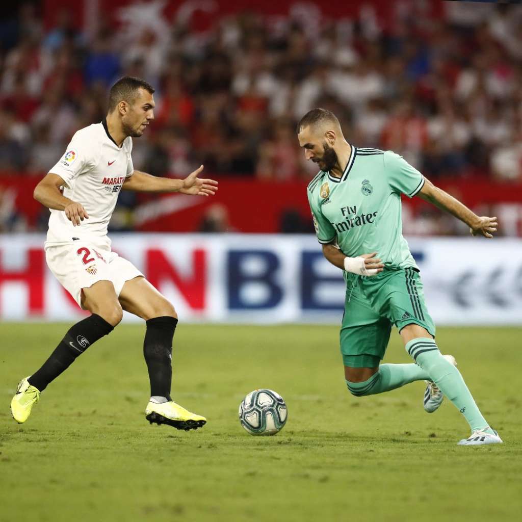 Com gol de Benzema, Real Madrid bate Sevilla por 1 a 0 e sobe para 2º 