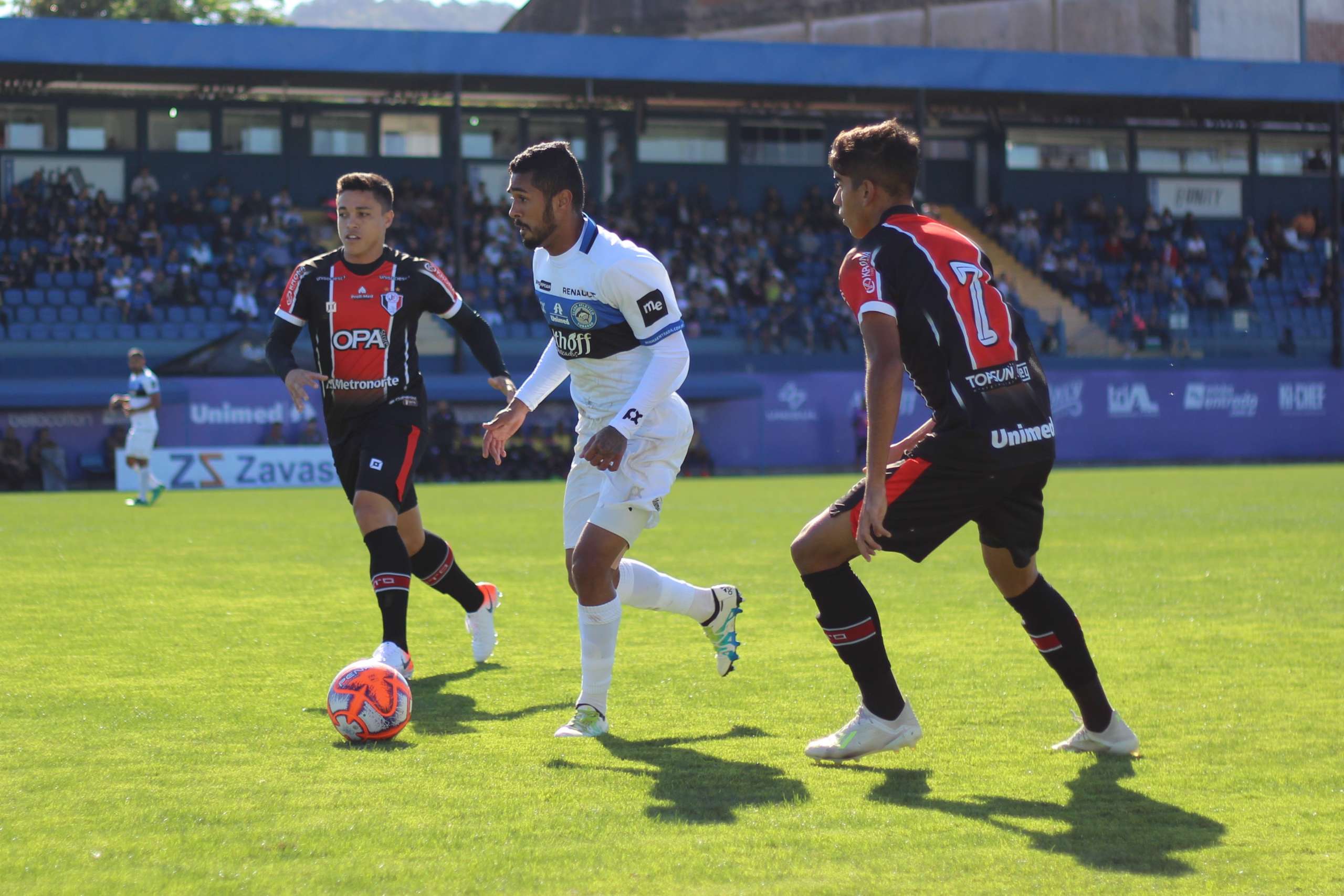 Com atuação sólida, Tubarão vence o Joinville e segue invicto na Copa Santa Catarina