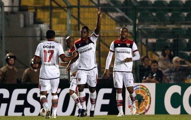 Três clubes defendem invencibilidade no returno nesta terça-feira pela Série B