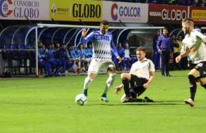 Avaí ganha fôlego na luta contra o rebaixamento após sair da lanterna