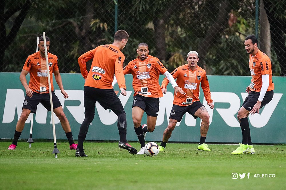 Por vaga na decisão e fim de longo jejum, Atlético-MG enfrenta Colón no Mineirão