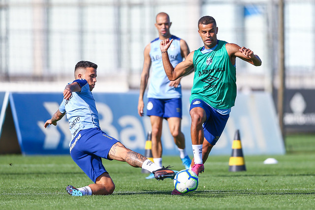 Grêmio recebe Avaí em busca de sua melhor sequência de vitórias neste Brasileirão