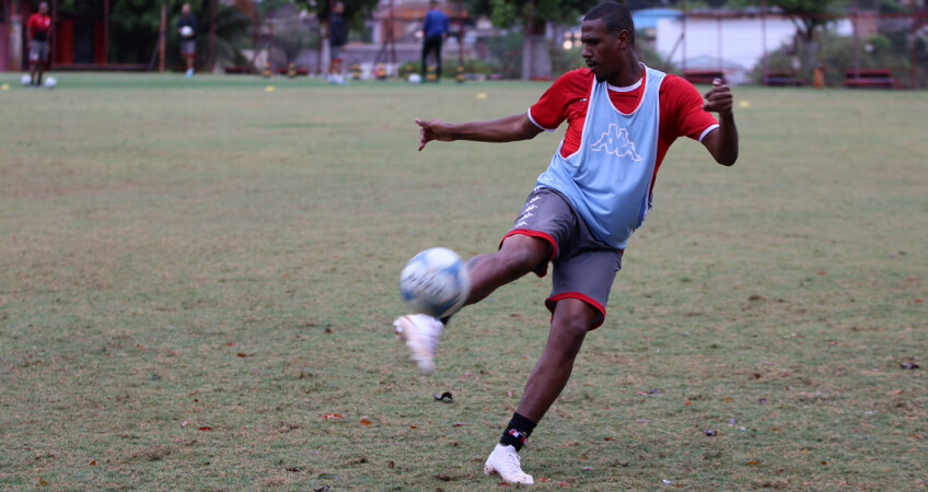 Série B: Buscando titularidade, ex-Palmeiras promete Botafogo com ‘pegada’