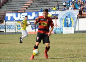 Segundona: Meia do Flamengo comemora a decisão em casa