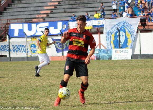 Segundona: Meia do Flamengo comemora a decisão em casa