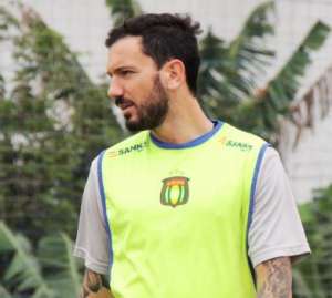 Copa Paulista: Meia-atacante do São Caetano busca fazer o primeiro gol