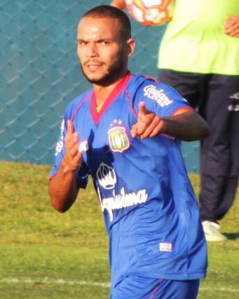 Glayson, artilheiro do São Caetano (foto: Divulgação)
