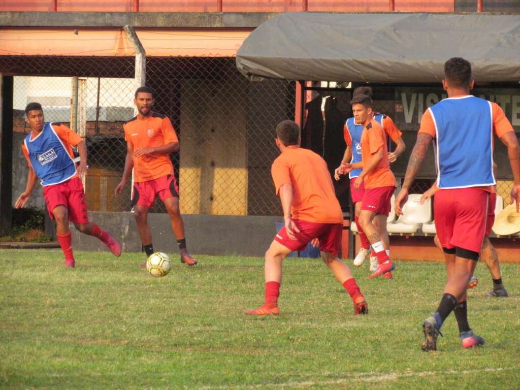 Com força máxima, Flamengo se prepara para 1º duelo contra a Francana